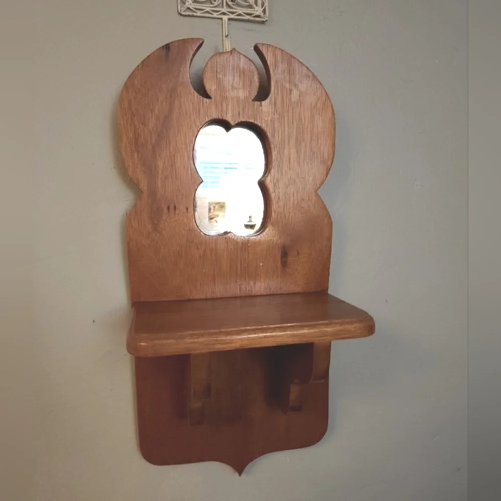 🔨 Vintage 1950s Wooden Angel Mirrored Shelf Wall